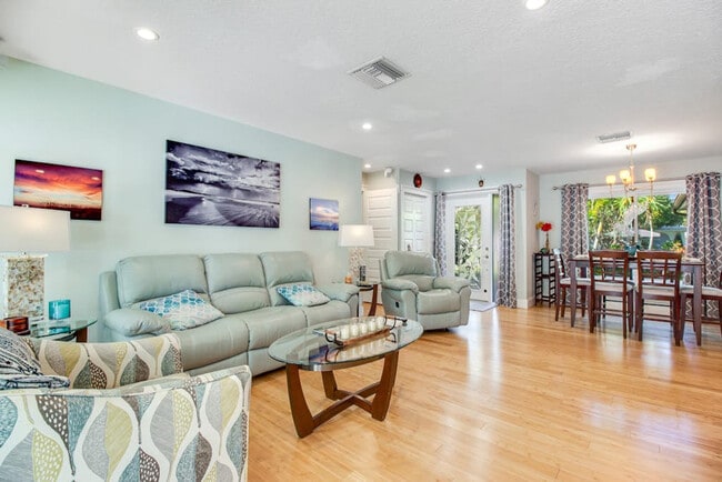 Photo - 1301 63rd St W Unit SI ID1591545P