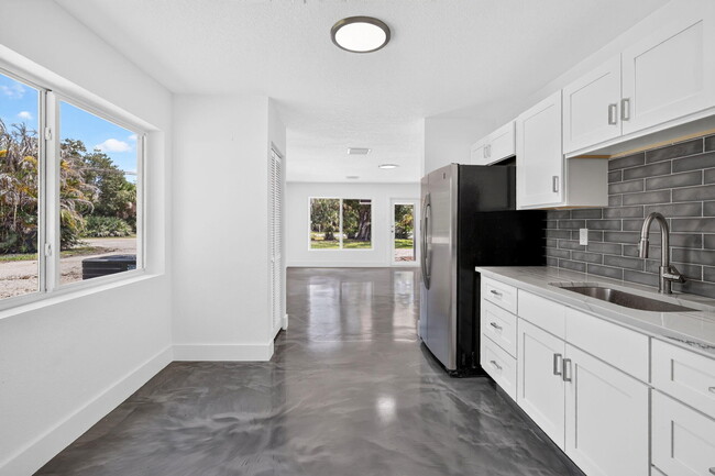 Photo - 5327 St Lucie Blvd