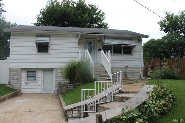 Building Photo - 3818 Wabash Ave