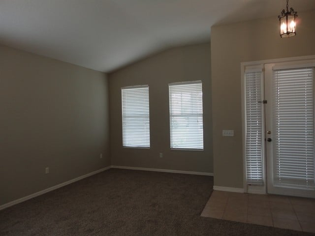 Photo - 1128 Napolean Way
