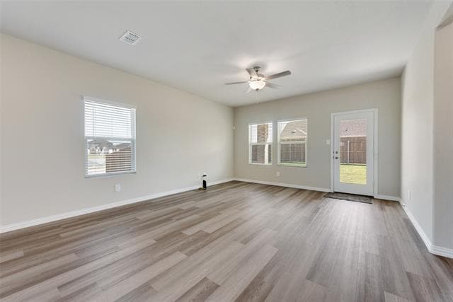 Photo - 401 Cottage Wood Dr