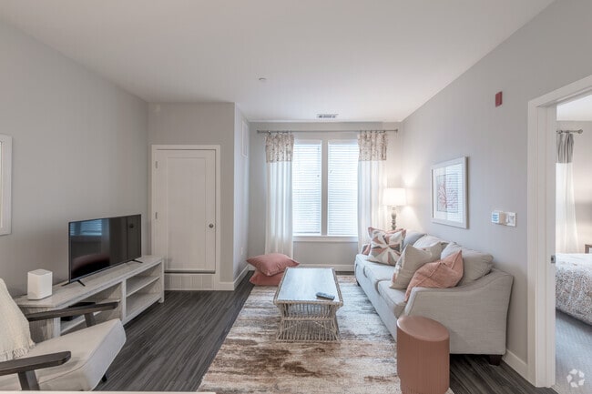 1 BR, 1 BA - Harborwalk Apartments