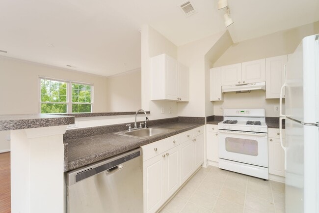 Photo - Rare 2BR 2BA 2 Level Condo With Garage