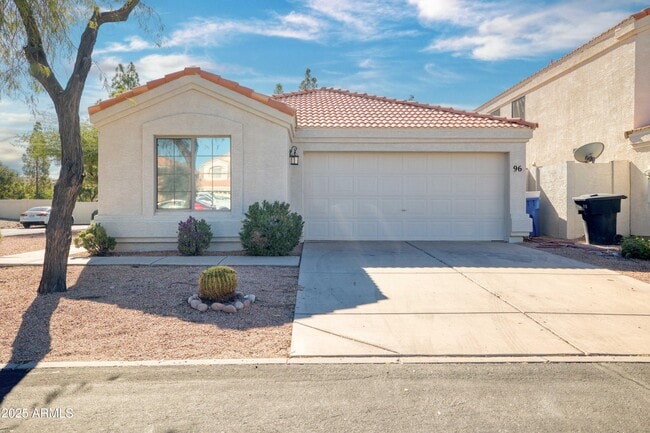 Photo - 250 W Juniper Ave