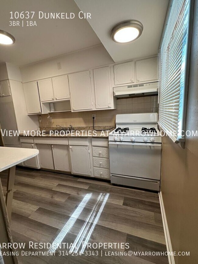 Recently Renovated Three Bedroom with Carp... House House Rental in