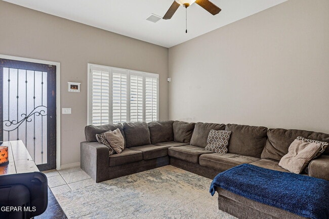 Photo - 3853 Loma Brisa Dr