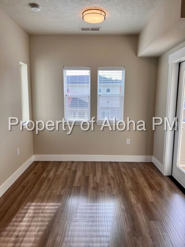 Photo - 3558 E Grand Forest Dr