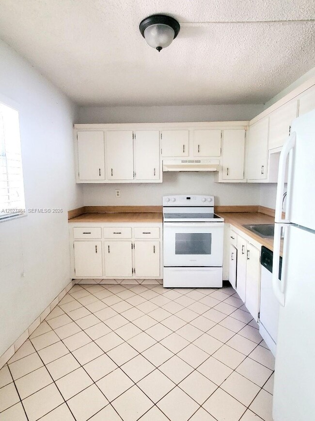 Photo - 1810 SW 81st Ave Unidad 2209