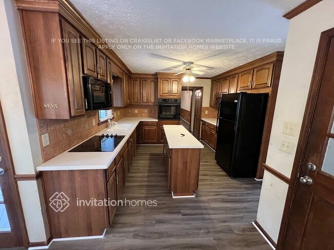 Photo - 2952 Moorings Pkwy SW