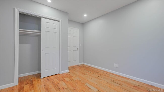 Photo - 436 E 5th St Unidad FL 2