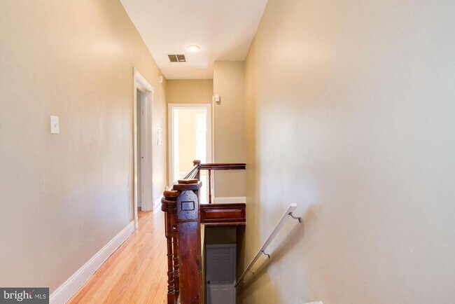 Photo - 1915 11th St NW Unidad 1