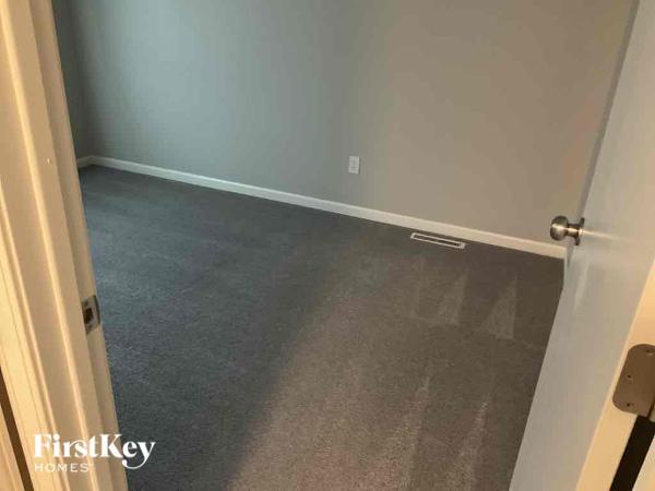 Photo - 3200 SE 5th St