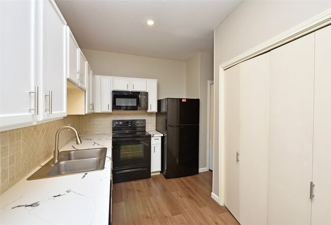 Photo - 2023 Gentryside Dr Unit 201
