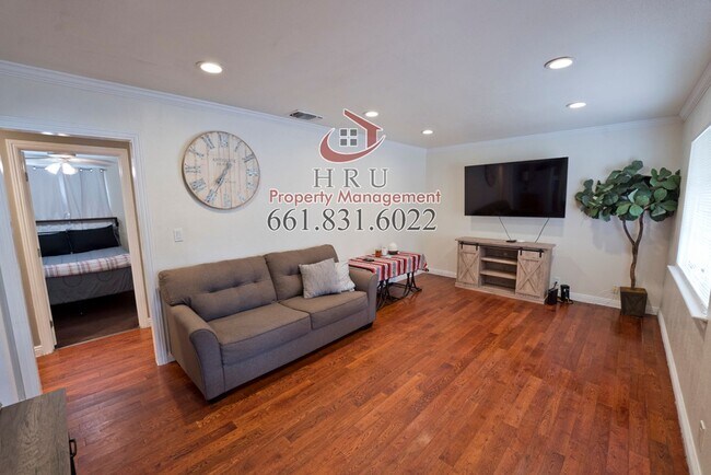 Photo - 4 Bed- 2 bath house