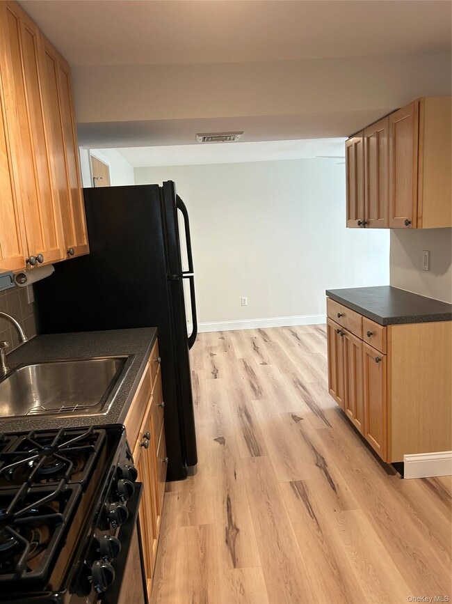 Photo - 73 Ellensue Dr