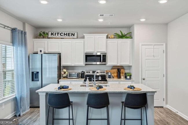 Photo - 2110 Wesson Ct