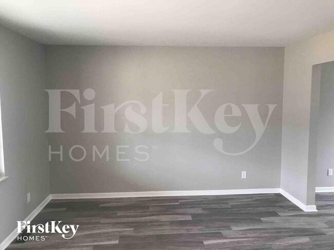 Photo - 1758 Hilltree Dr