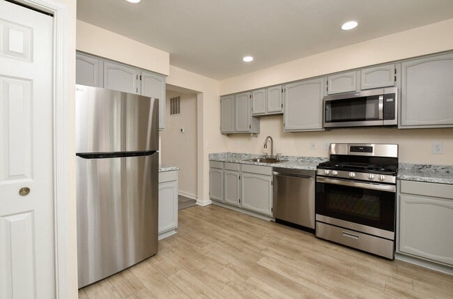 Photo - 10709 Gideon Ct