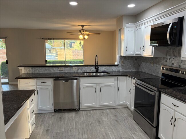 Photo - 14555 Wunderlich Dr Unit 3305