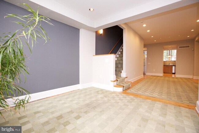 Photo - 421 S 20th St