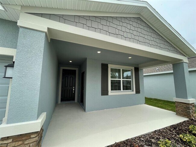 Photo - 835 Ofanto Wy