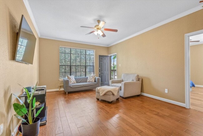 Photo - 2255 Braeswood Park Dr