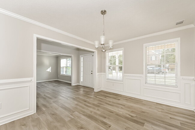 Photo - 129 Makenna Dr