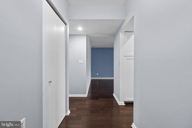 Photo - 6 Mullingar Ct Unit 202