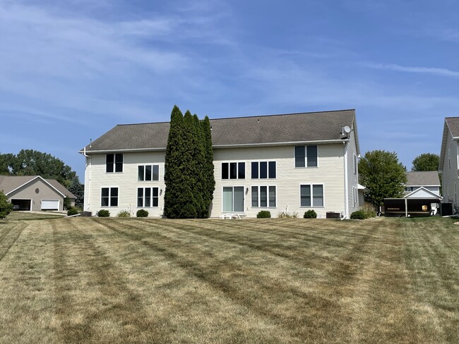 Photo - 2032 River Point Ct