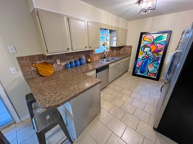 Photo - 628-630 S 21st St Unidad 628