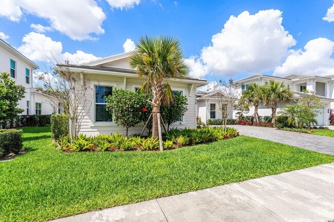 Photo - 9256 Crestview Cir