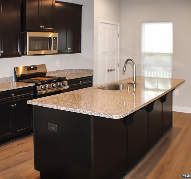 Photo - 2061 Lockwood Dr