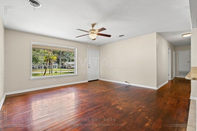 Photo - Stylish 3 Bed Brick Home | Modern Kitchen + Large Private Backyard