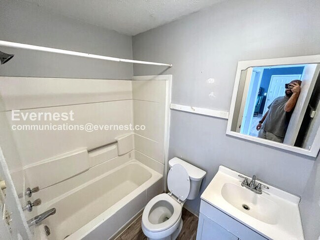 Photo - 210 Lower Consol Rd NW Unit d