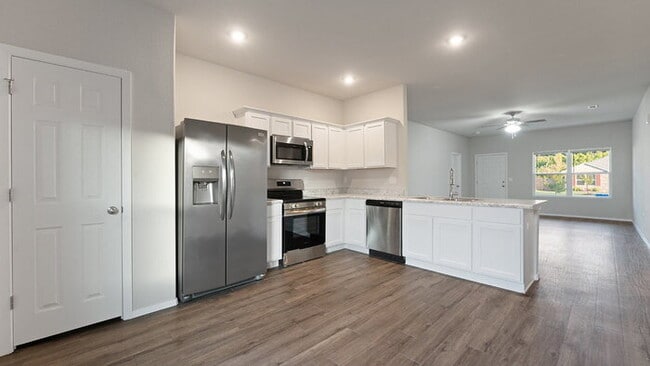 Photo - "Charming 4-Bedroom Home with Granite Touc...
