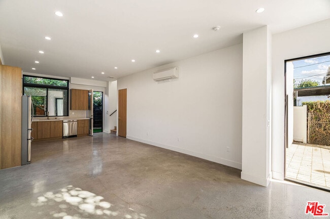 Photo - 3909 W Exposition Blvd