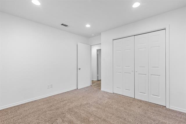 Photo - 705 Plano St