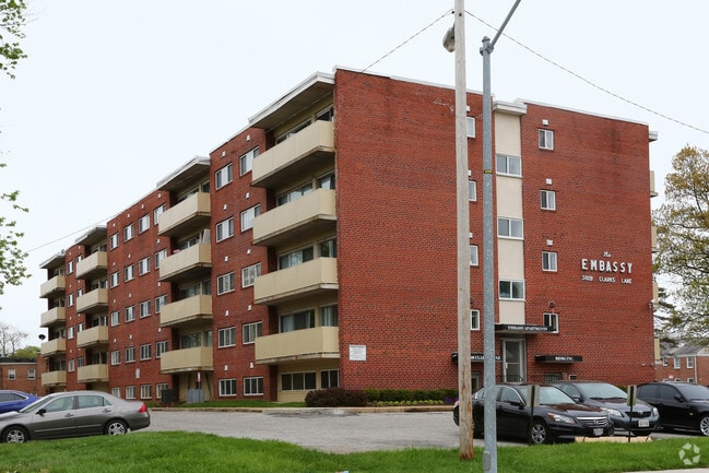 Edificio - Embassy Aparments