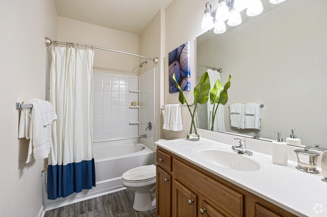 Scotland - 2BR, 2BA - 1,075SDF - Primary Bathroom