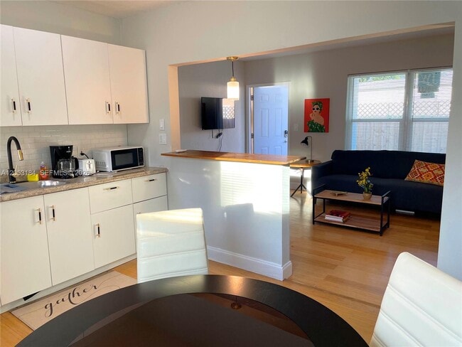 Photo - 1178 NE 112th St Unit 1