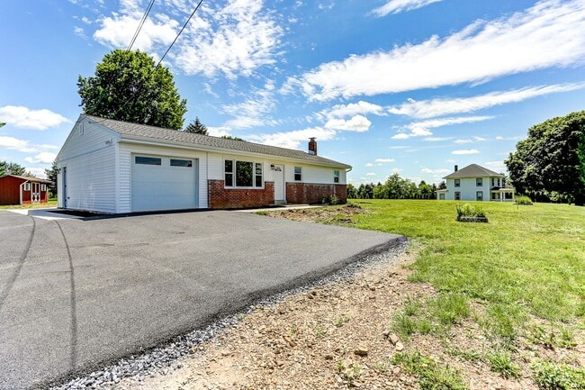 224 Hershey Rd
