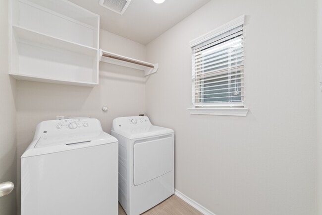 Photo - 20231 Moonlight Falls Ct