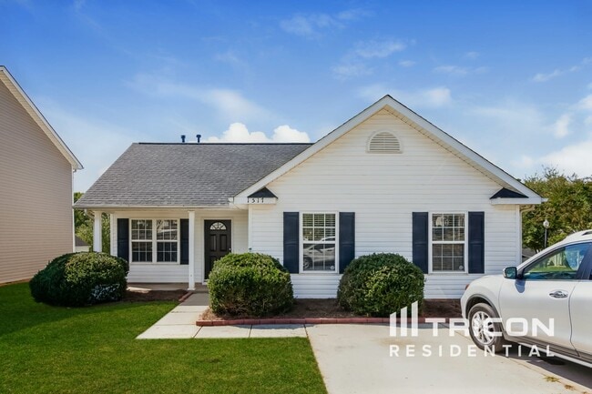 Building Photo - 1517 Crandon Dr