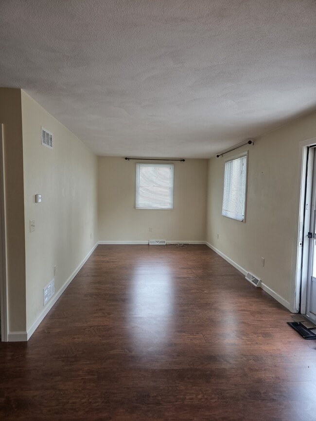 102 Capuano Ave Unit 102 B