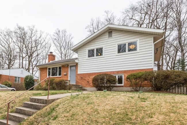 Building Photo - 9718 Holmhurst Rd