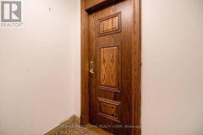 Photo - 4850 Glen Erin Dr Unit 704