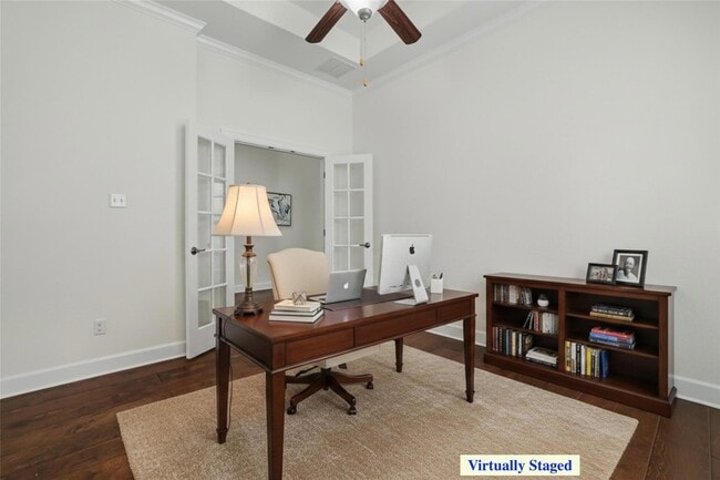 Photo - 213 Southern Cross Dr