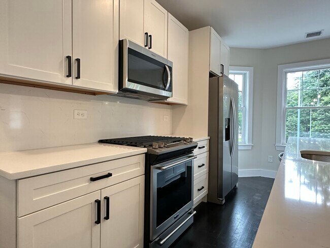 Photo - 131 Grampian Way Unit 2