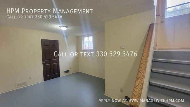 Photo - 1690 Karg Dr