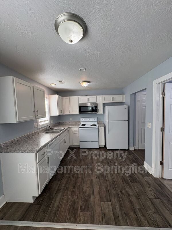 Photo - 3220 N Howard Ave